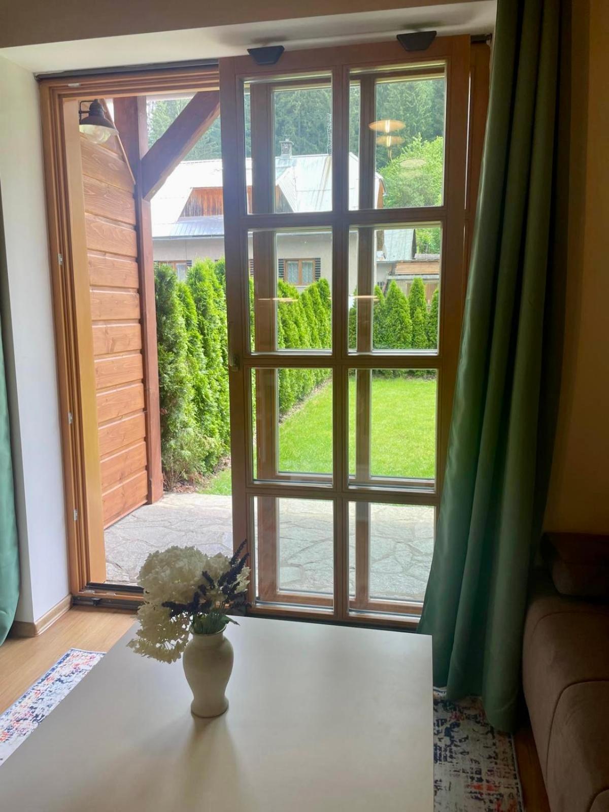 Apartman 8, Jezerne Velké Karlovice Exteriör bild